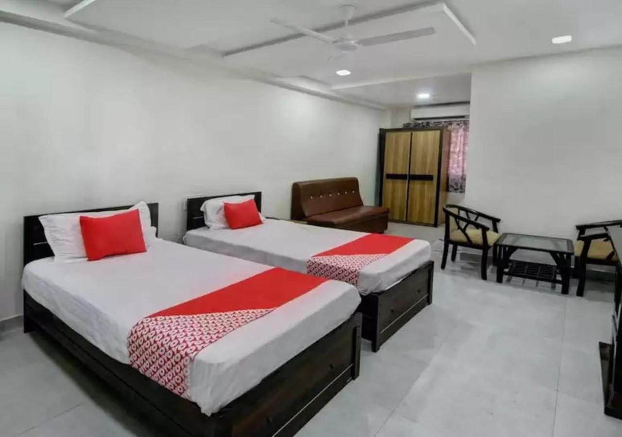 Hotel Santoshi Hometel Raichur Dış mekan fotoğraf