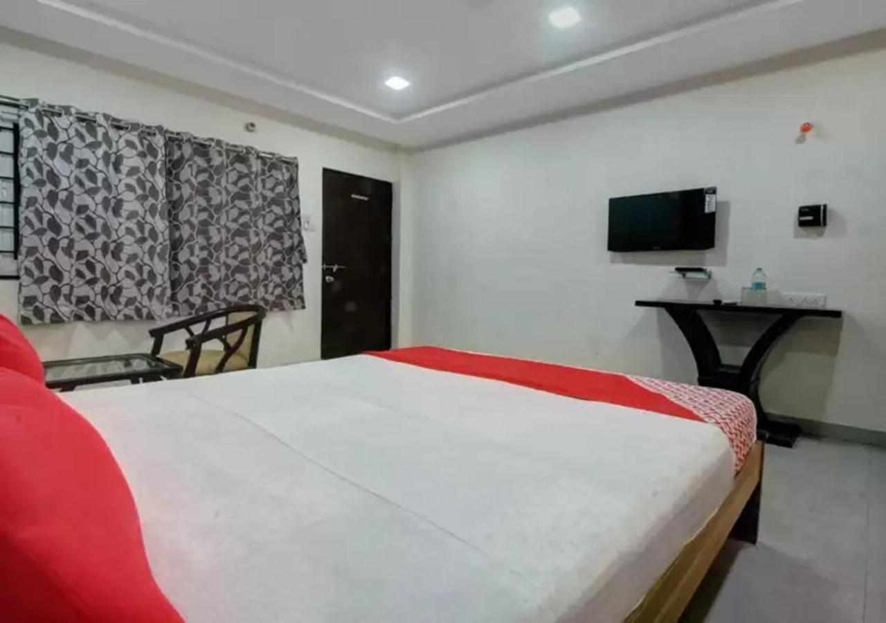 Hotel Santoshi Hometel Raichur Dış mekan fotoğraf