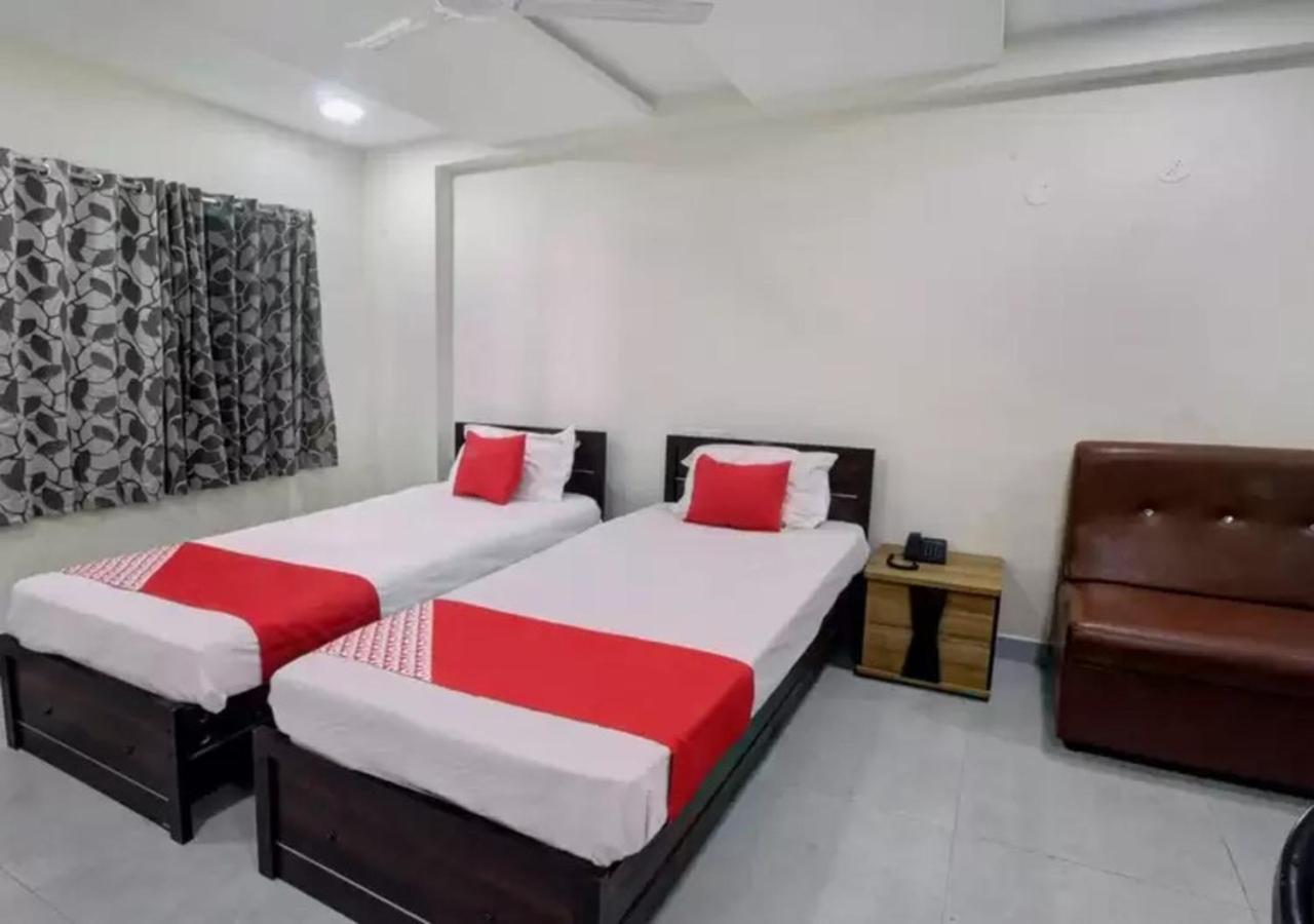Hotel Santoshi Hometel Raichur Dış mekan fotoğraf